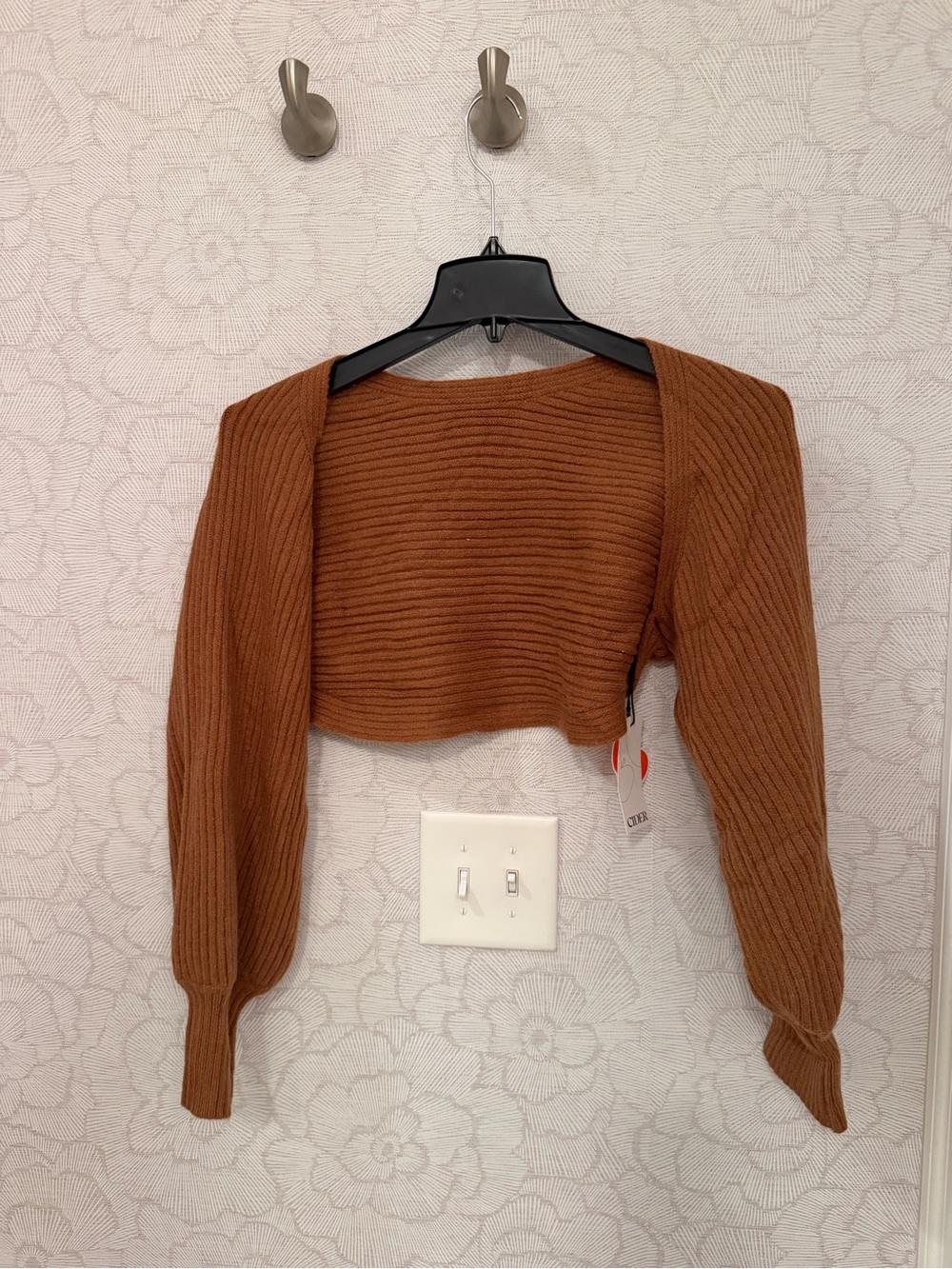 Chicme cropped Ribbed Long-Sleeve Sweater - Brown